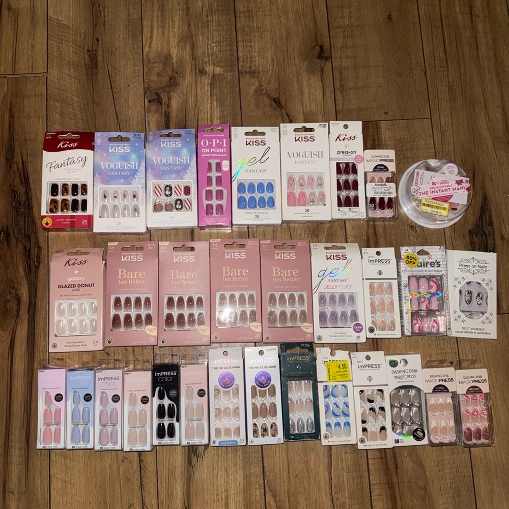 Press on nail bundle